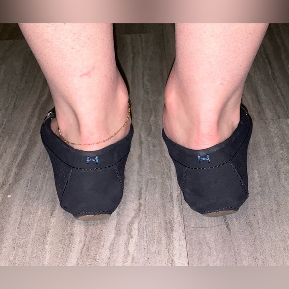 Tommy Hilfiger Reese 2 Navy flats - Picture 5 of 6